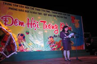 Vầng trăng yêu thương